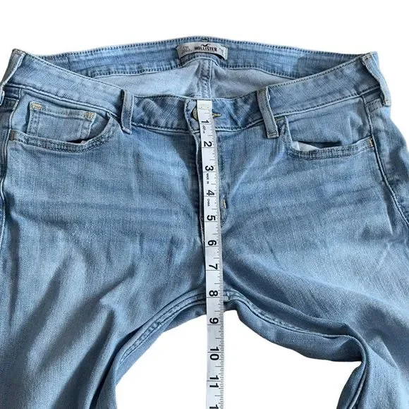 HOLLISTER Light Wash Straight Jeans Size W30 L33 - Picture 4 of 14